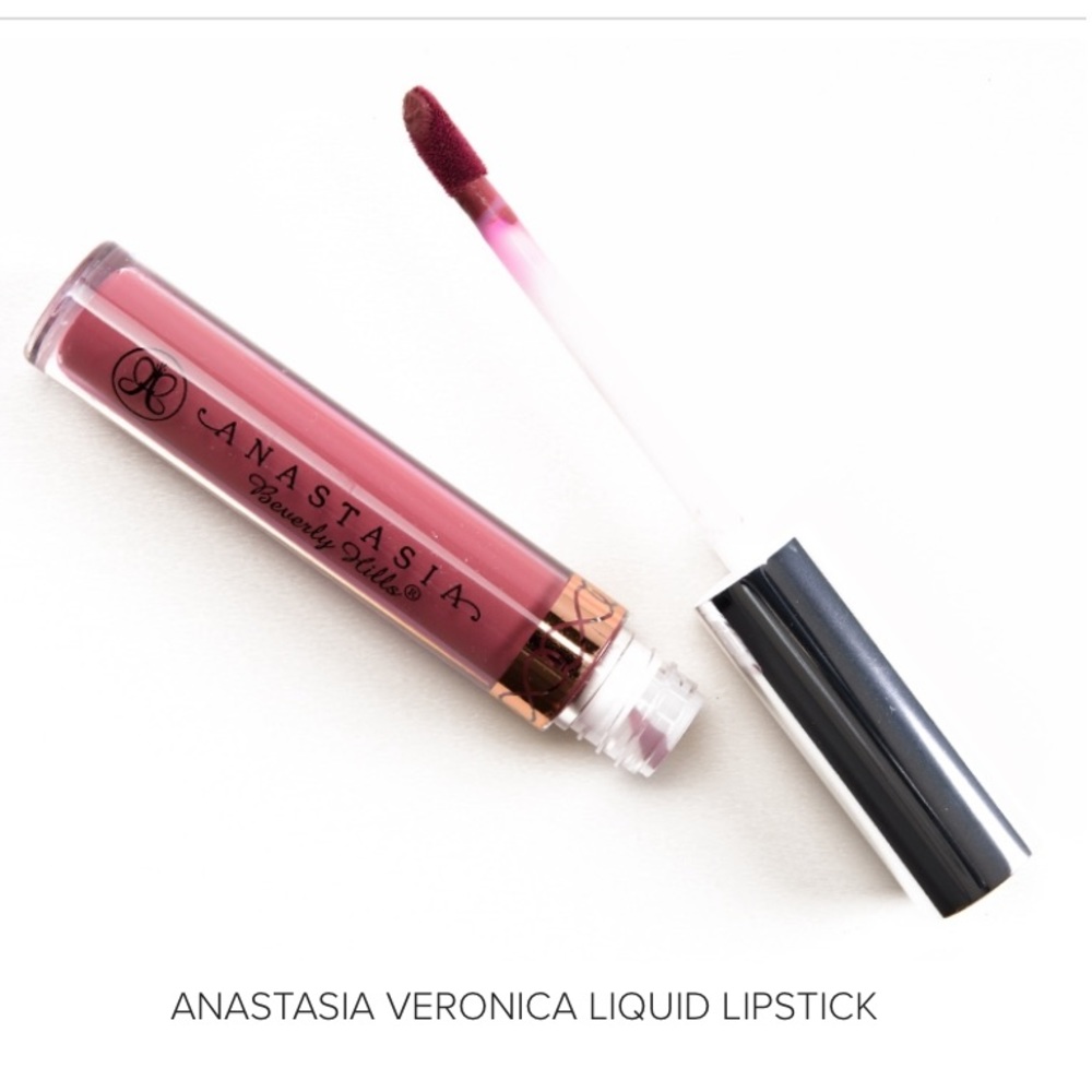 ❌❌SOLD❌❌ANASTASIA BEVERLY HILLS